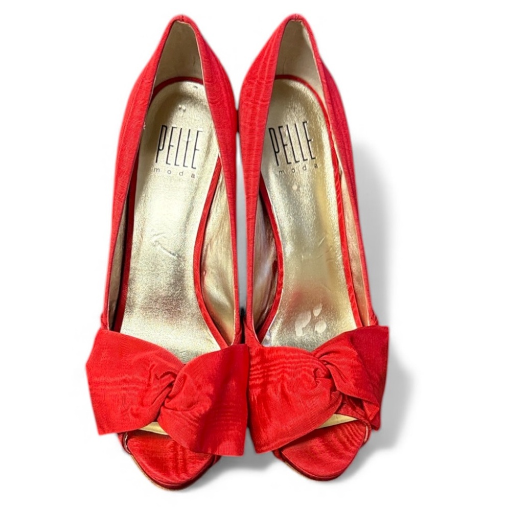 Pelle Moda Vibrant Red Bow Heels